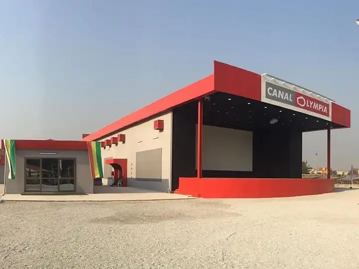 Salle CanalOlympia Kaloum à Conakry, réalisée par EJICO